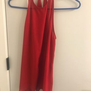 Red fall keyhole back tank top